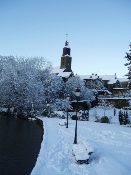 pontecrepinchurch.jpg